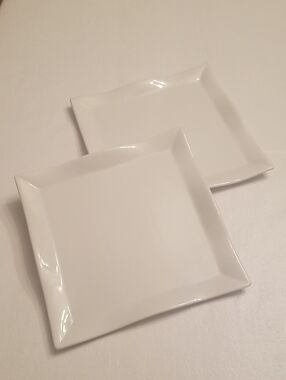 White Square Ceramic Dinner Plates - Set of 2